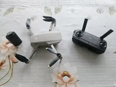 Dron DJI Mavic Mini 2.7k - miniatura 3