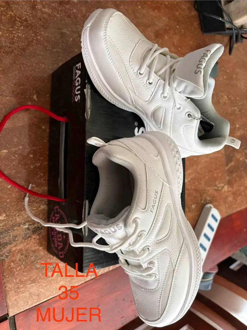 Zapatillas blancas LAG talla 37 - 2