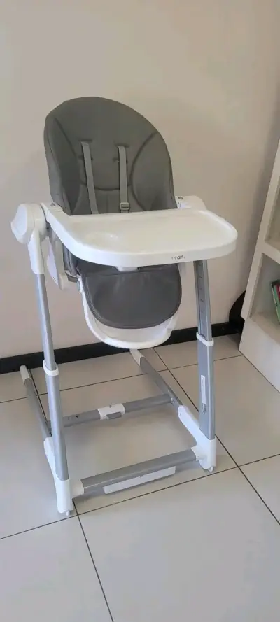 Silla para comer para bebé gris - miniatura 1