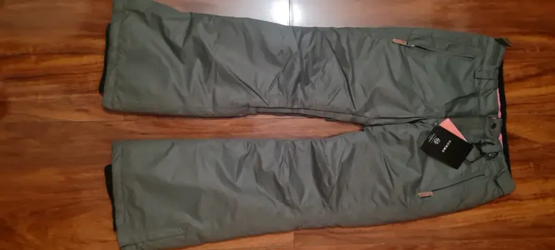 Pantalones de ski verdes nuevos - 1