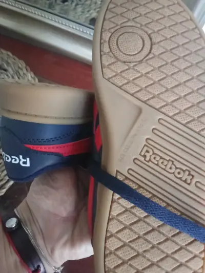 Zapatillas Reebok azul y rojo - miniatura 1