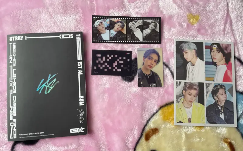 Álbum Stray Kids Go Live Abierto - 3