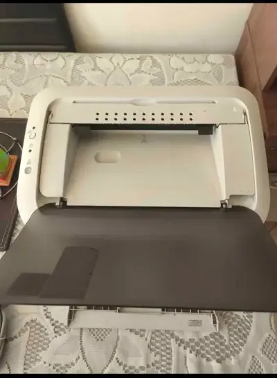 Impresora Canon laser tinta negra. - miniatura 2