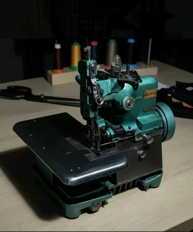 Máquina de coser Overlock Semi-industrial Jukki GN