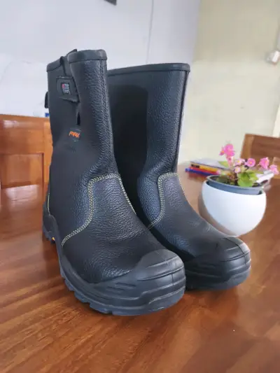 Botas negras de seguridad - miniatura 1