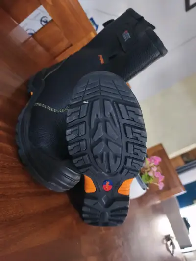 Botas negras de seguridad - miniatura 2
