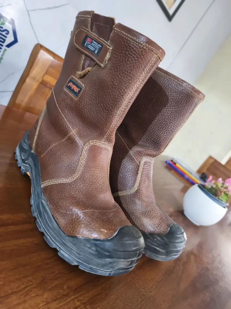 Botas negras de seguridad - 3