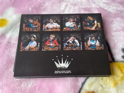 Álbum Stray Kids ALL IN Version C Abierto - miniatura 1