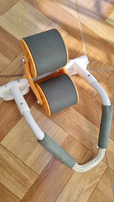 Rodillo abdominal con soporte - miniatura 1