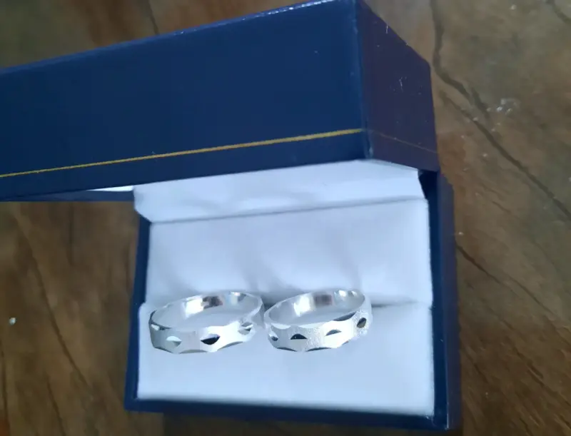 Anillos de plata grabados - 2