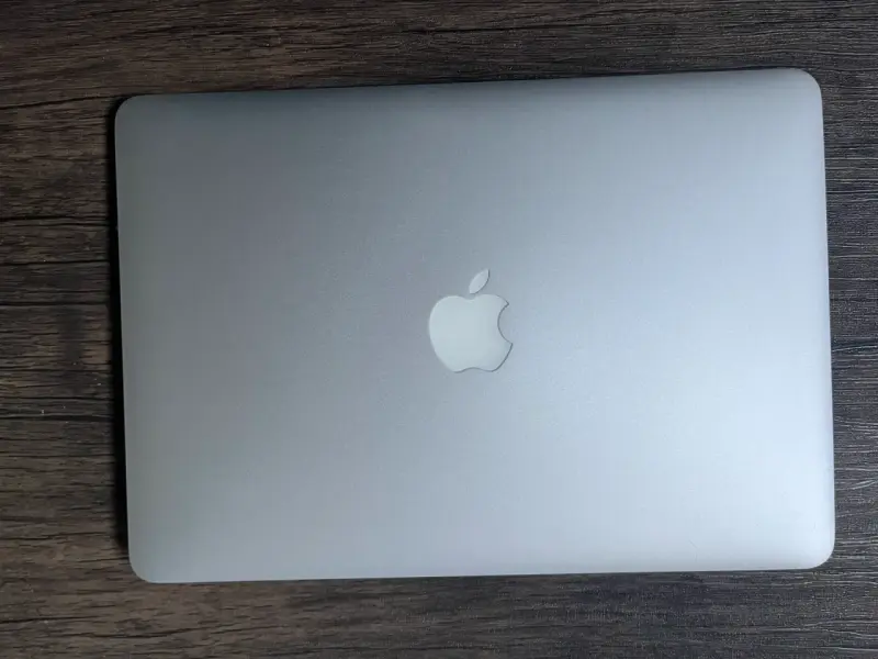 MacBook Air 2015 plateado - 1