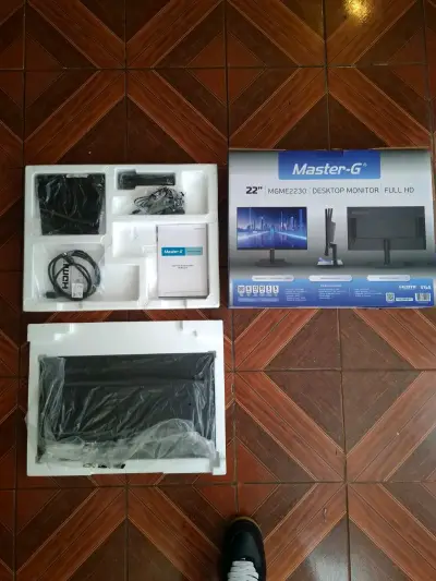 Monitor Full HD 22 pulgadas Master-G - miniatura 1