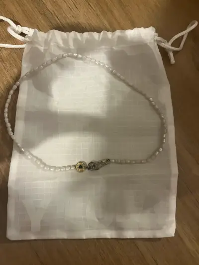 Collar de perlas blancas - miniatura 2