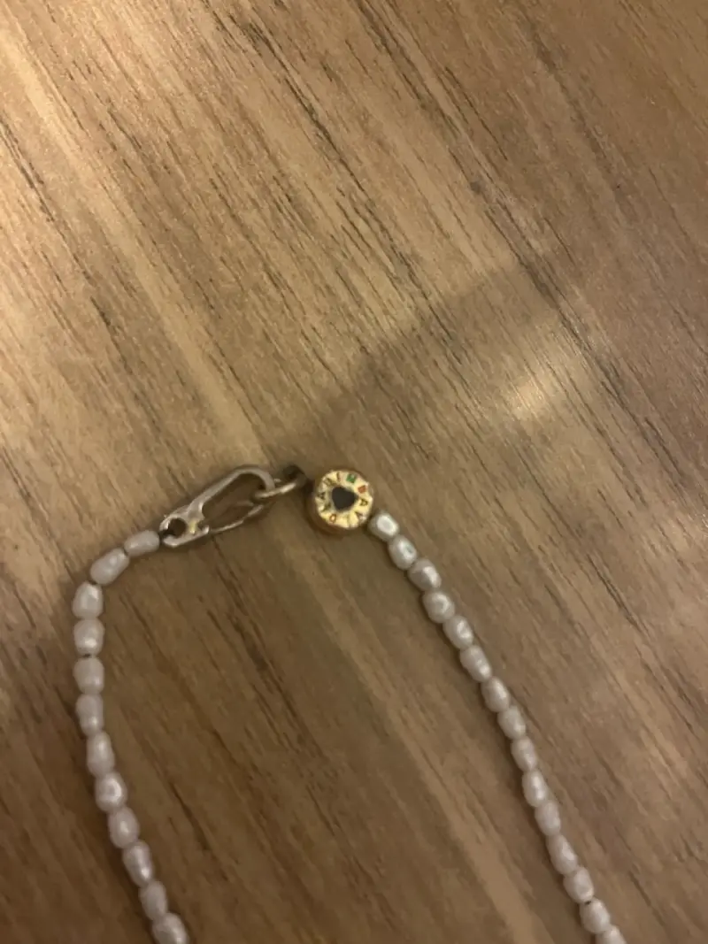 Collar de perlas blancas - 3