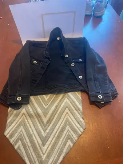 Chaqueta denim negra - miniatura 1