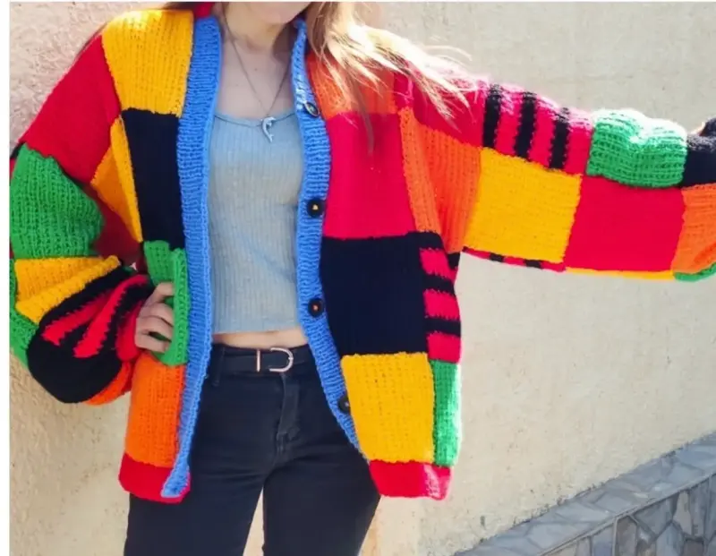 Cardigan multicolor tejido a mano - 2