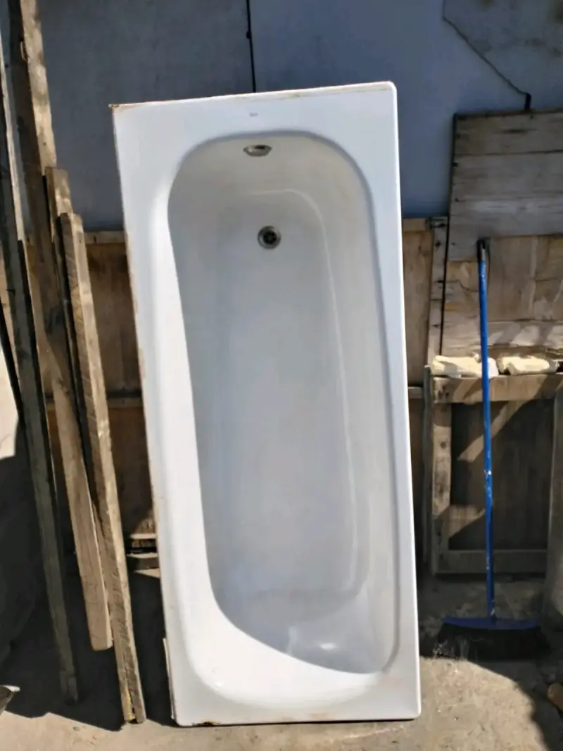Tina de baño rectangular usada - 2
