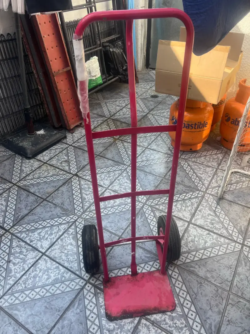 Carro de carga pintado