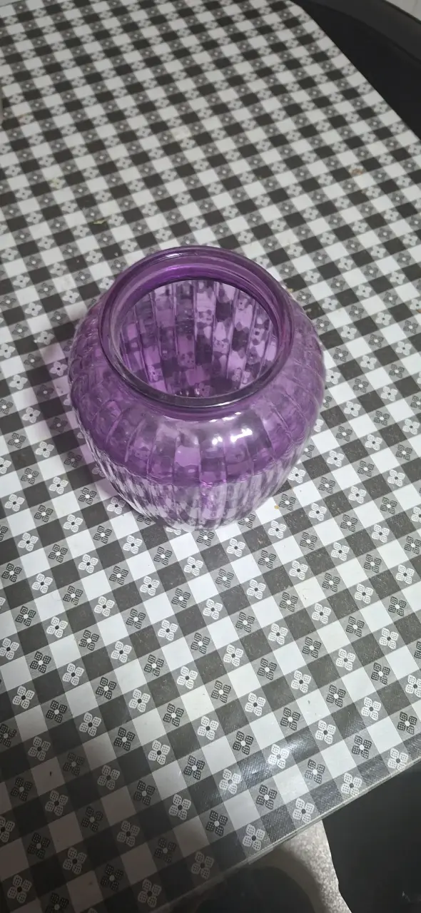 Florero de vidrio morado - 2
