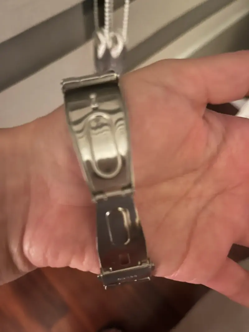 Reloj plateado Guess con cristales - 2