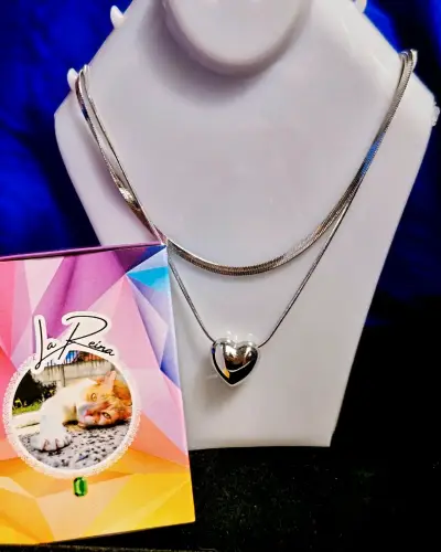 La reina joyas - miniatura 4