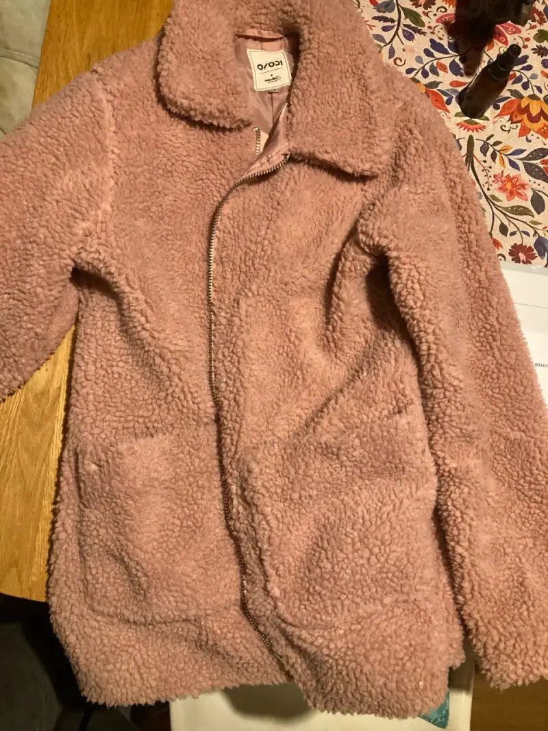 Chaqueta de borrego color rosa