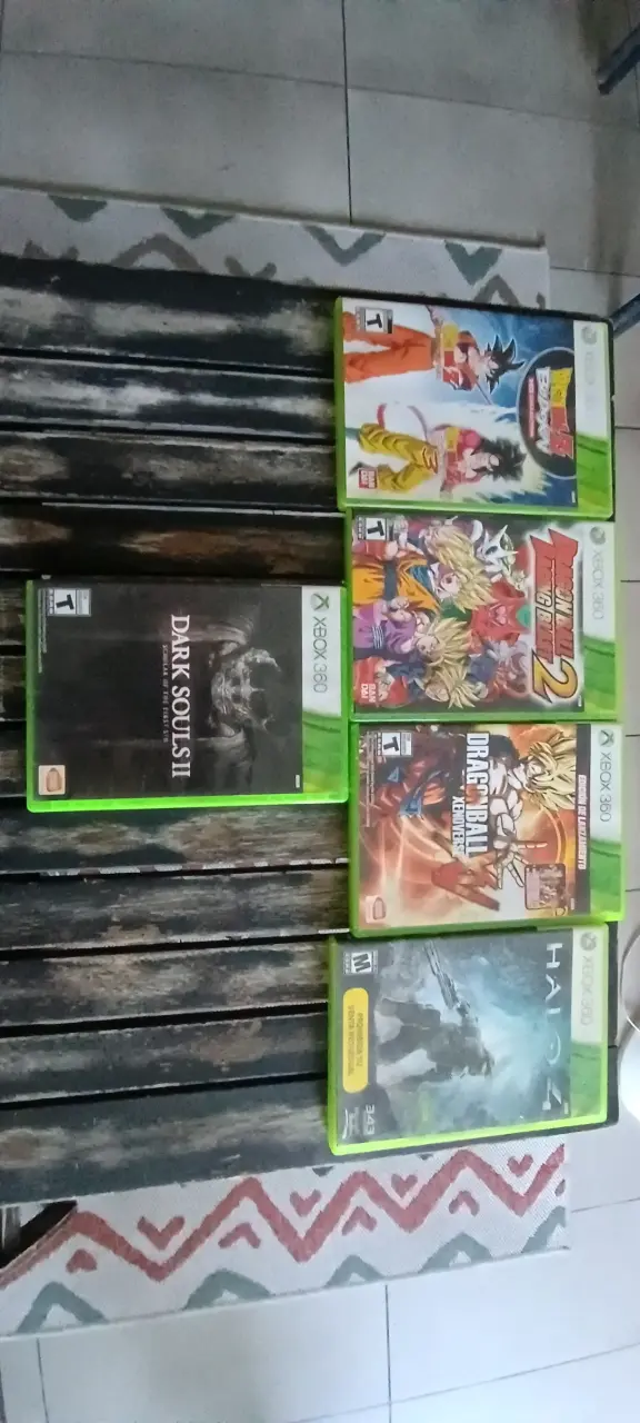 Consola Xbox con Kinect y controles - 4