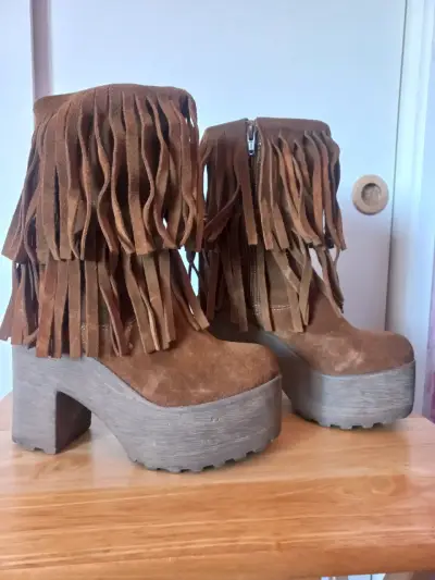 Botines de gamuza con flecos - miniatura 1