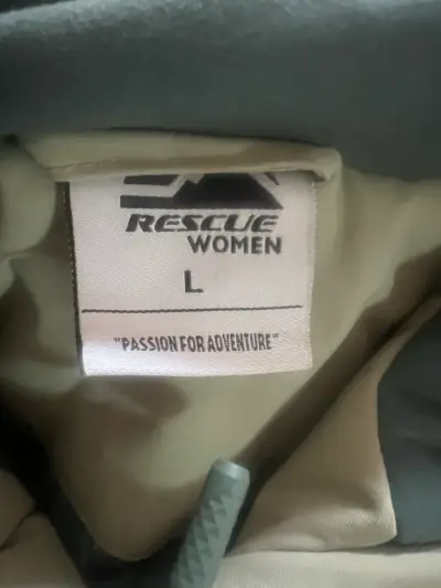 Chaqueta impermeable verde olivo - miniatura 5