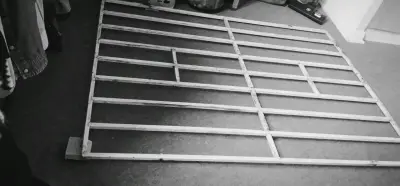 Reja de seguridad metálica - miniatura 2
