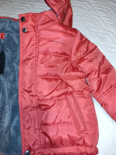 Chaqueta roja Calvin Klein - miniatura 4