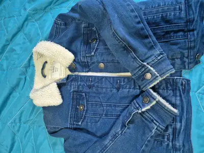 Chaqueta de mezclilla con forro - miniatura 1