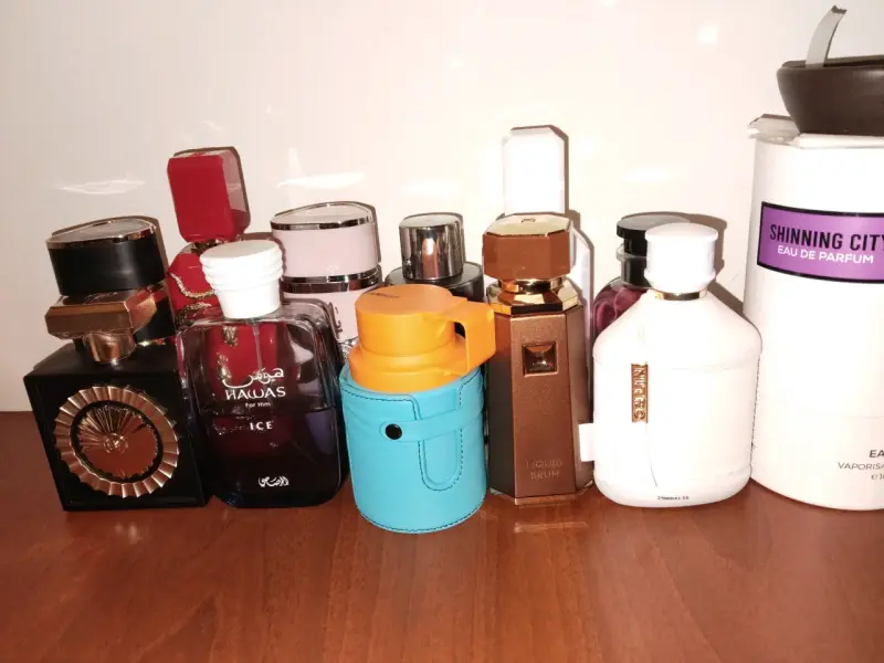 Lote de perfumes varios - 1