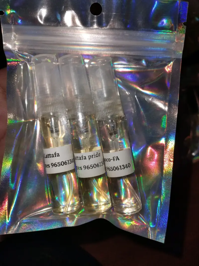 Lote de perfumes varios - 5
