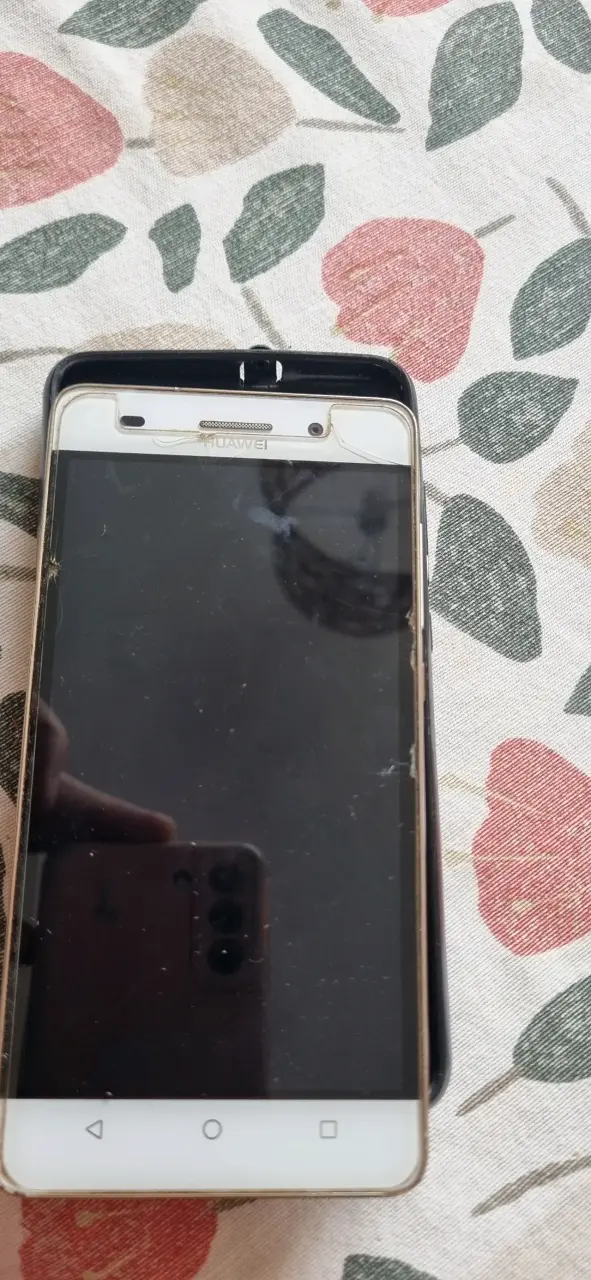 Lote de smartphones variado - 5