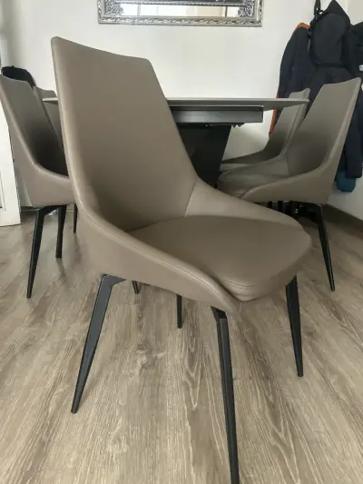 Comedor de mármol con sillas - miniatura 2