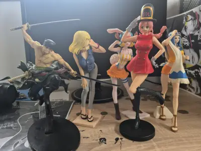 Figuras de anime ofrecer cualquier cosa - miniatura 1