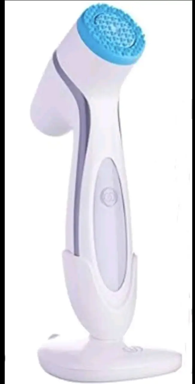 Cepillo facial eléctrico blanco - 1
