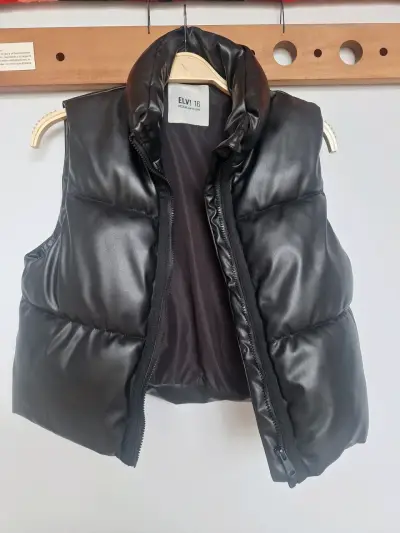 Chaleco acolchado negro para mujer - miniatura 1