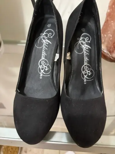 Zapatos de tacón negro - miniatura 3