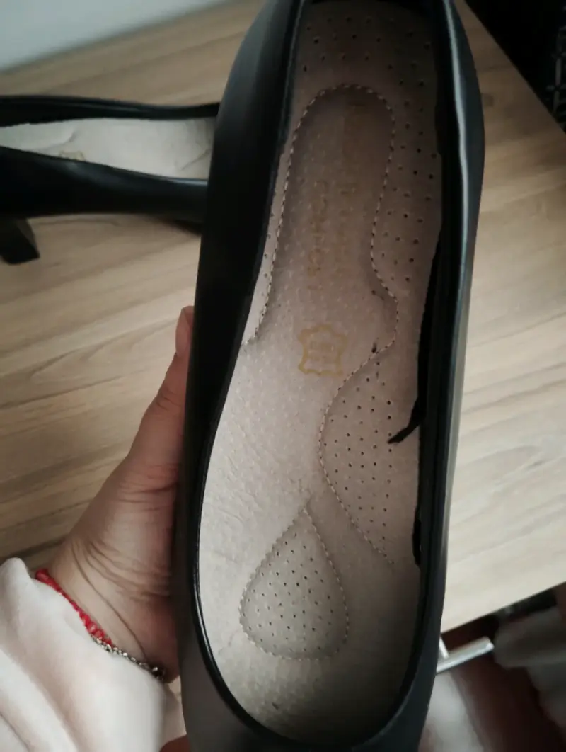 Zapatos de tacón negros clásicos talla 40 - 2
