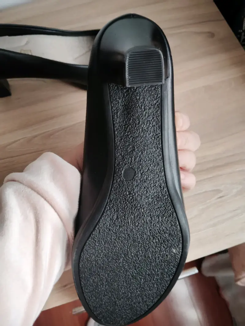 Zapatos de tacón negros clásicos talla 40 - 3