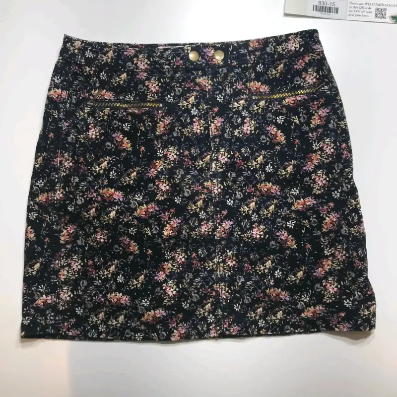 Falda corta estampada floral Mossimo