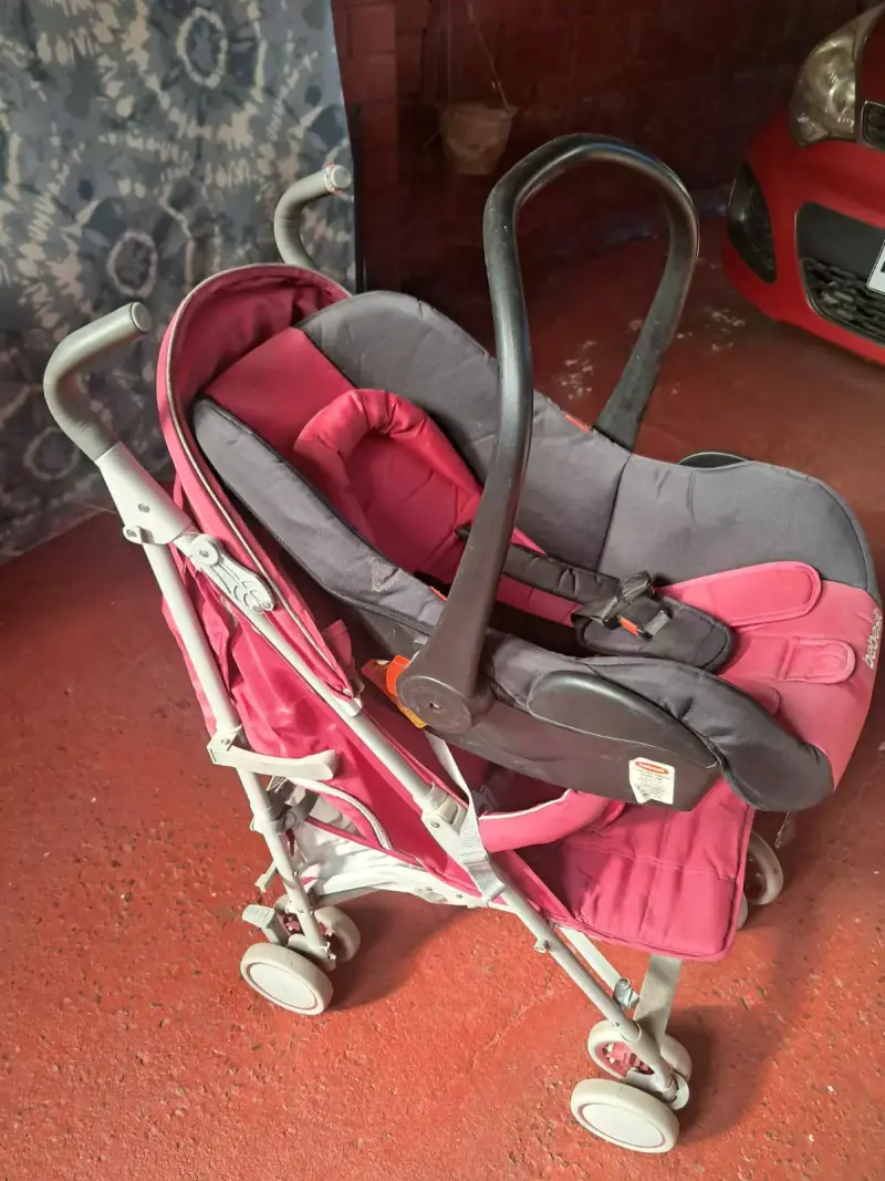 Coche para bebé rosado - 5
