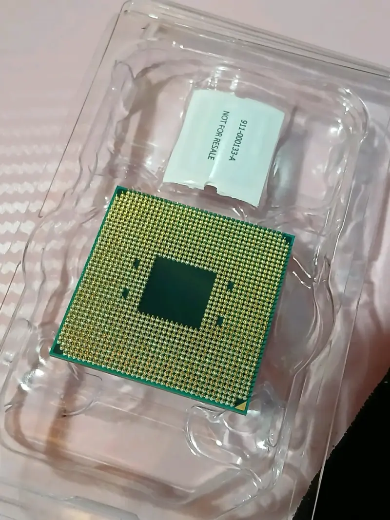 Procesador AMD Ryzen 3200G - 3