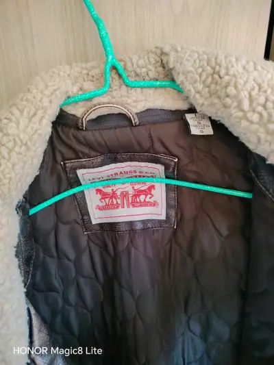 Chaqueta levis talla L varón - miniatura 2