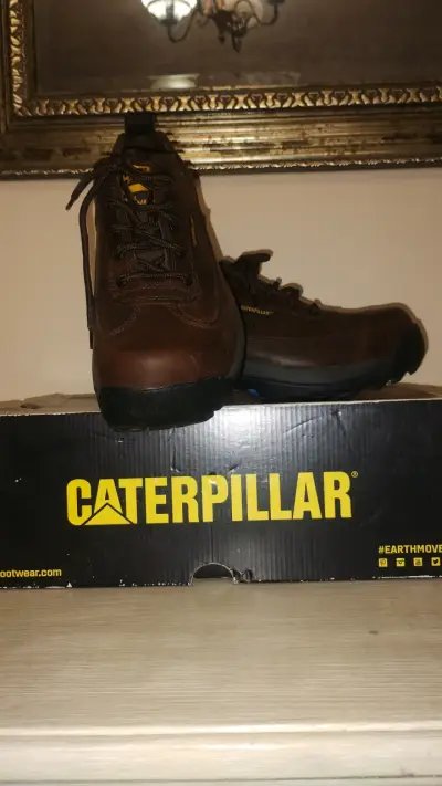 Botas Caterpillar marrones - miniatura 1