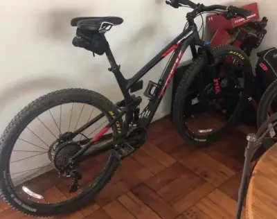 TREK FUEL EX 8, MTB DOBLE SUSPENSIÓN TRAIL / ENDU - miniatura 1