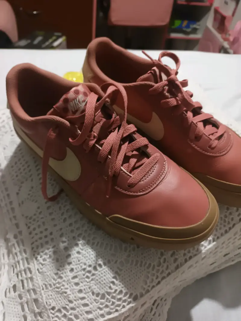 Zapatillas Nike color terracota - 4