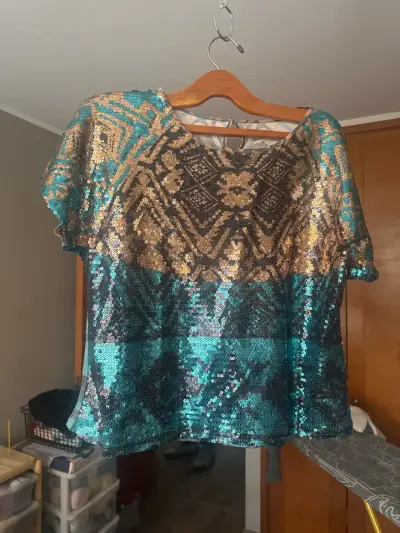Polera con lentejuelas doradas y verdes Rapsodia - miniatura 1
